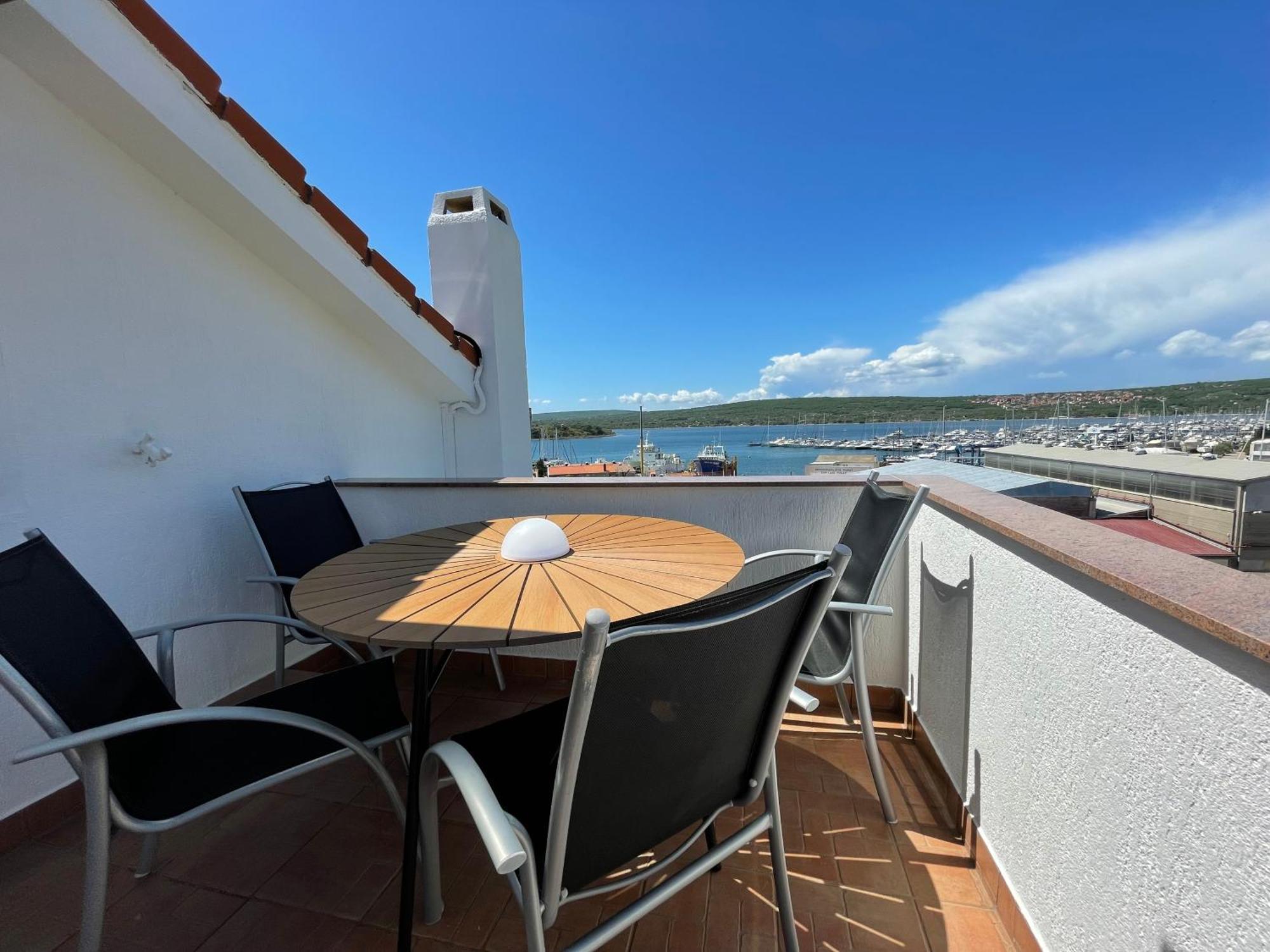 Apartments Monika Bed & Breakfast 1&4 Punat Exterior photo